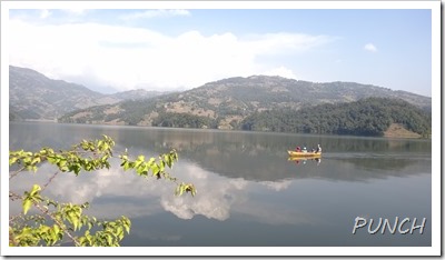 ネパールベグナス湖